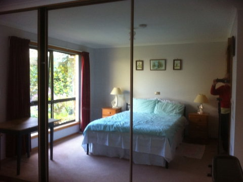 Blueberry B & B - Sunshine Coast Tourism 6
