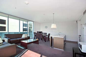 Astra Apartments - St Kilda Rd - Holiday Sunshine Coast 6