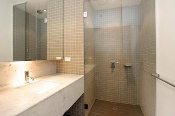 Astra Apartments - St Kilda Rd - Holiday Sunshine Coast 3