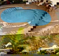 Sundeck Gardens - Sunshine Coast Tourism