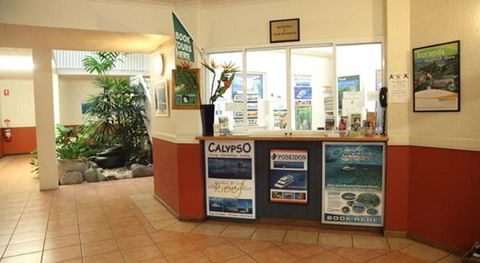 Palm Villas Resort - Sunshine Coast Tourism 4