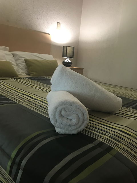 Palm Villas Resort - Sunshine Coast Tourism 5