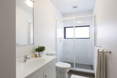 Western Sydney University Village - Campbelltown Campus - Sunshine Coast Tourism 2