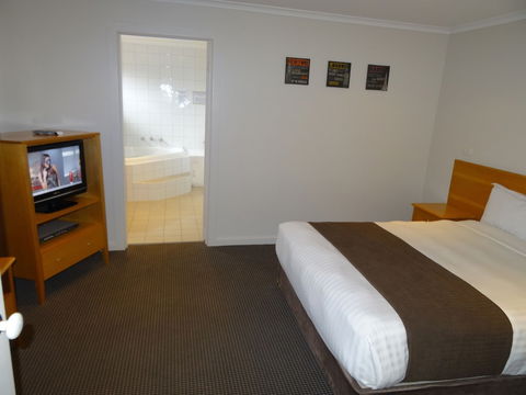 Sunshine Motor Inn - Sunshine Coast Tourism 6