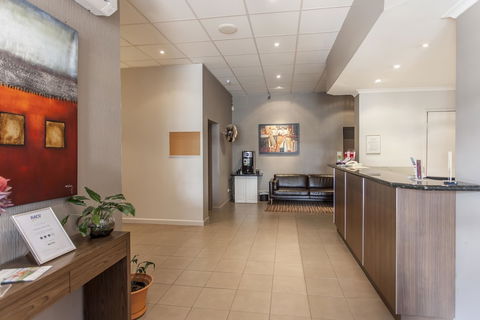 Sunshine Motor Inn - Sunshine Coast Tourism 3