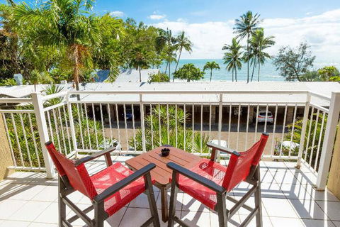 Turtle Cove Beach Resort Adults Only LGBTQIA & Allies - Sunshine Coast Tourism 7