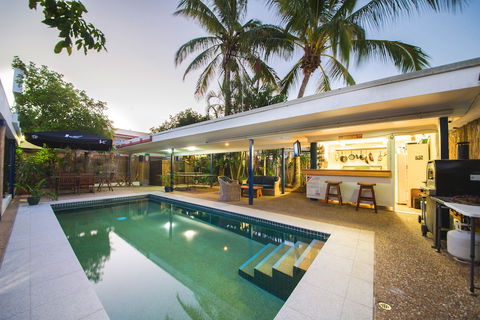 The Cosmopolitan Motel And Serviced Apartments - Holiday Sunshine Coast 4