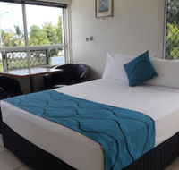 Strand Motel - Holiday Sunshine Coast