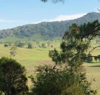 The Old School Bed  Breakfast - Holiday Sunshine Coast