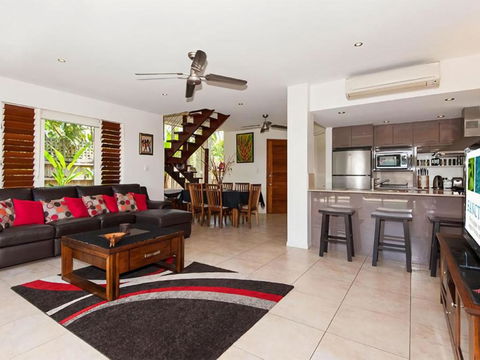 Tropical Oasis 8 Templemoon - Sunshine Coast Tourism 4