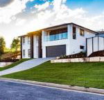 Executive Home Accomodation - Sunshine Coast Tourism