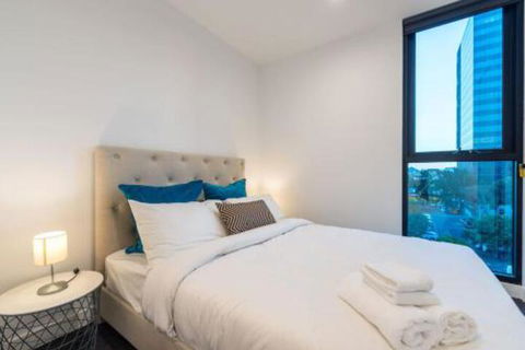 Astrina Garden View 2 Bedroom - Holiday Sunshine Coast 7