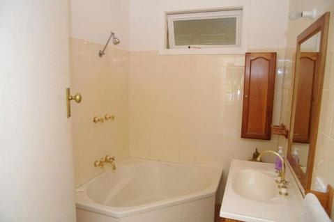 Berry 16 East Street - Sunshine Coast Tourism 3