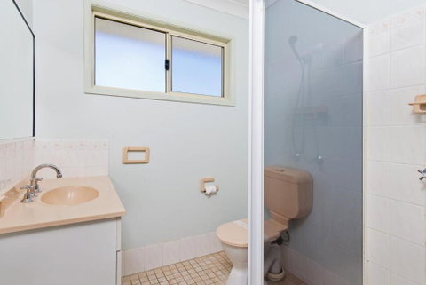 Bimbimbi 2 11 Willow Street - Sunshine Coast Tourism 4