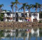Beachfront 3 25 Willow Street