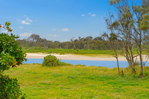 Bellhaven 2 17 Willow Street - Sunshine Coast Tourism 4
