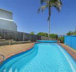 Relax at Lighthouse 4 Lighthouse Road - Holiday Sunshine Coast
