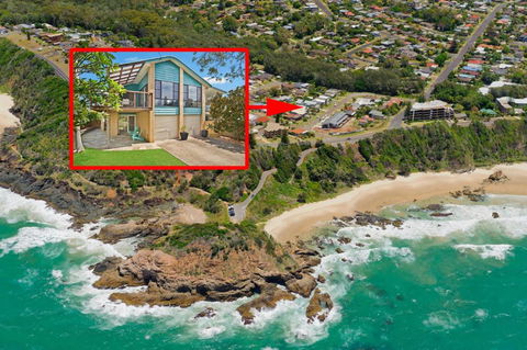 Amara 6 Wesley Avenue - Holiday Sunshine Coast 1