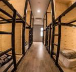Bunk Inn Hostel - Sunshine Coast Tourism