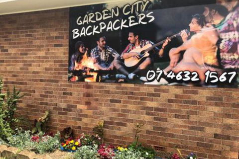 Garden City Backpackers - Holiday Sunshine Coast 0