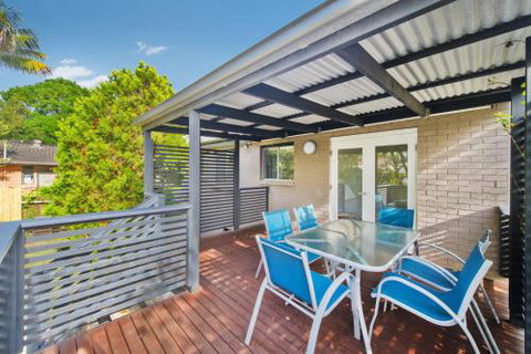 Bonny Beach House Holiday Accommodation With Pool - Holiday Sunshine Coast 1