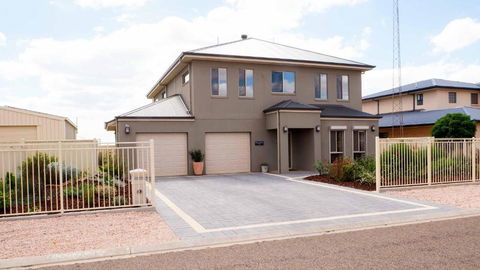Rezare House Bed & Breakfast - Holiday Sunshine Coast 3
