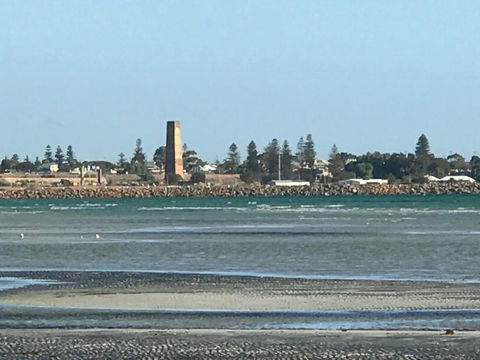 Rezare House Bed & Breakfast - Holiday Sunshine Coast 1