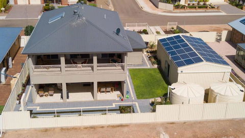 Rezare House Bed & Breakfast - Holiday Sunshine Coast 4