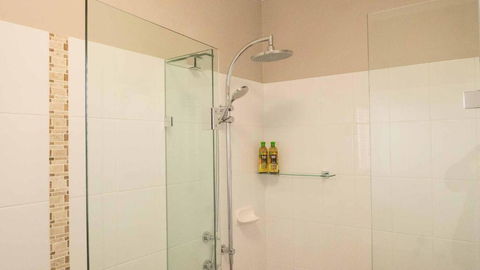 Rezare House Bed & Breakfast - Holiday Sunshine Coast 2