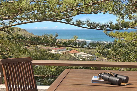 Pacific Tower Penthouse - Sunshine Coast Tourism 4