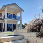 Bay Bliss In Coffin Bay - Sunshine Coast Tourism 0
