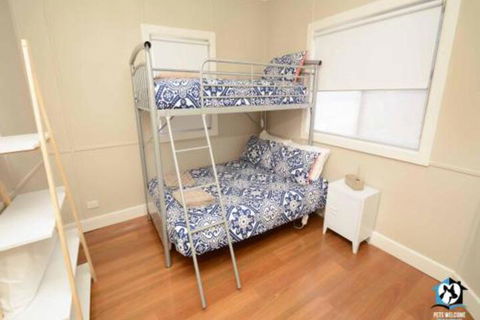 Just Renovated 2BR Cottage In Heart Of Wentworth - Sunshine Coast Tourism 0
