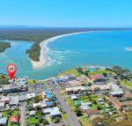 Sail on in Boatshed - Sunshine Coast Tourism