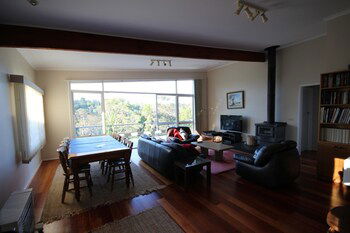 Fairways Close - Holiday Sunshine Coast 2