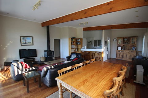 Fairways Close - Holiday Sunshine Coast 0