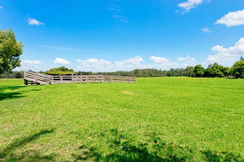 Anchor Lodge - Holiday Sunshine Coast 1