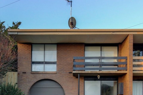 The Beach House - Holiday Sunshine Coast 1