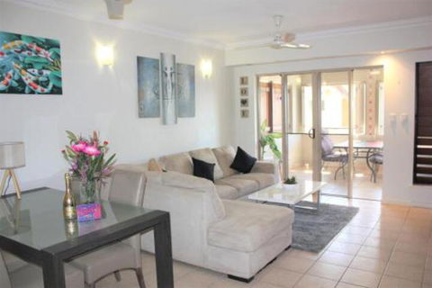 Sunbird - Holiday Sunshine Coast 4