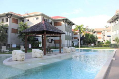 Sunbird - Holiday Sunshine Coast 0