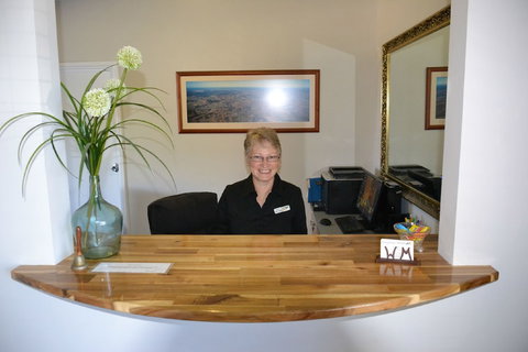 Wingham Motel - Holiday Sunshine Coast 4