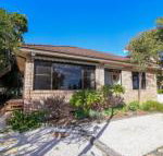 A Reflection on the Lake - Sunshine Coast Tourism