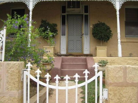 Amalie Cottage Waikerie Unit 1 - Holiday Sunshine Coast 1