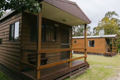 Wonboyn Cabins & Caravan Park - Sunshine Coast Tourism 1