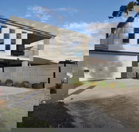 Markeish Retreat Inlet Side Free Wifi - Sunshine Coast Tourism