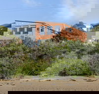 Novo Luxury Apartment - Sunshine Coast Tourism