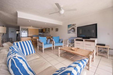 Cylinder Cove Unit 6 - Sunshine Coast Tourism 4