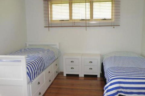 Absolute - Holiday Sunshine Coast 6
