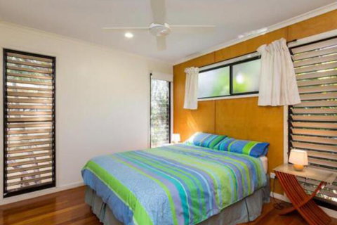 Straddie Beach House 3 - Sunshine Coast Tourism 6