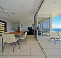 Oceanside 3 Bedrooms - Sunshine Coast Tourism
