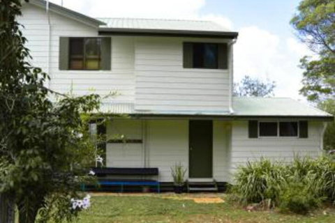 Hillhouse - Sunshine Coast Tourism 2